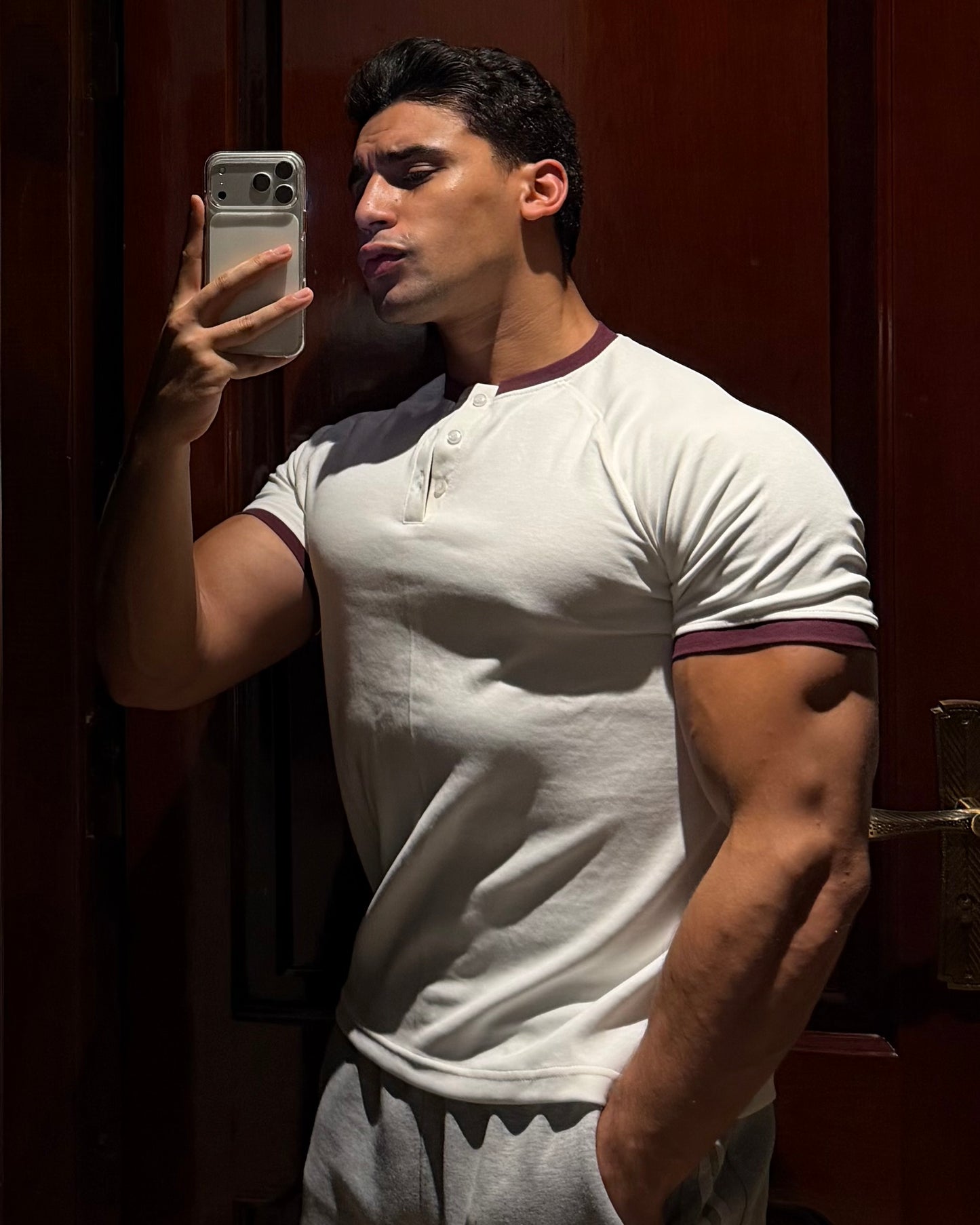 A CROPPED Z&I HENLY (WHITE)