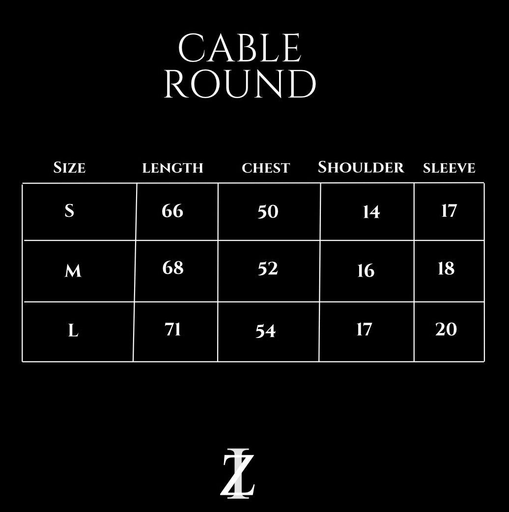 CABLE KNITTED ROUND (BLACK)