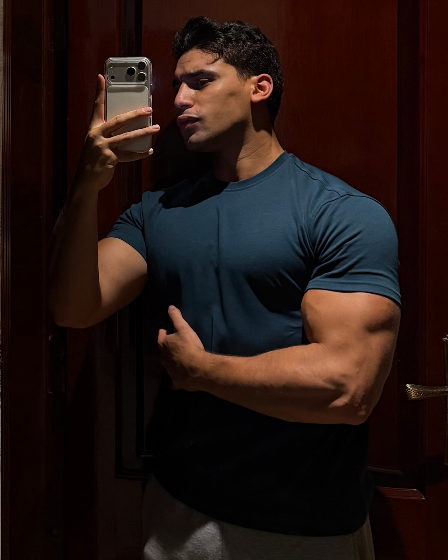 FITTED ROUND TEE (DARK GREEN)